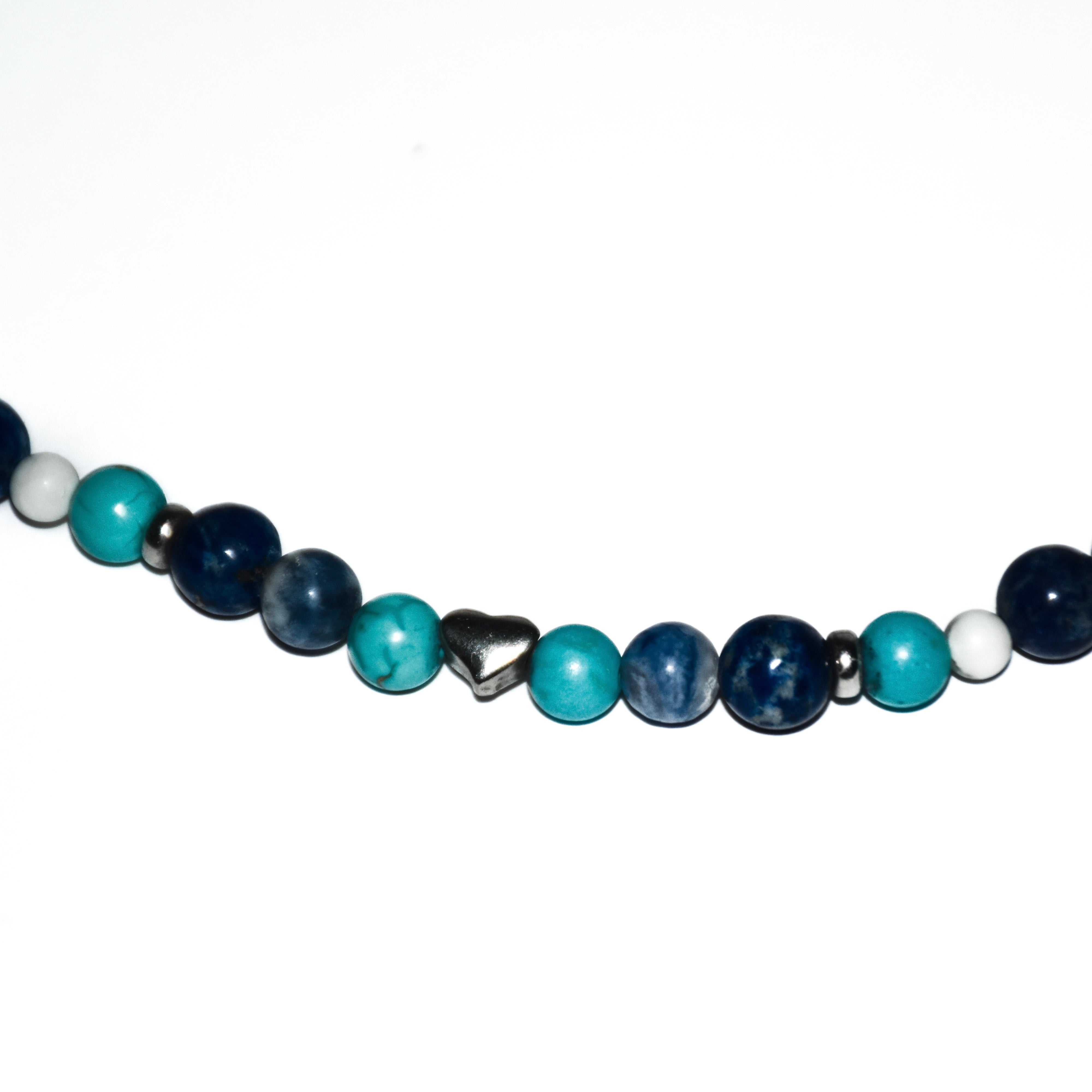 WHITE & BLUE NECKLACE