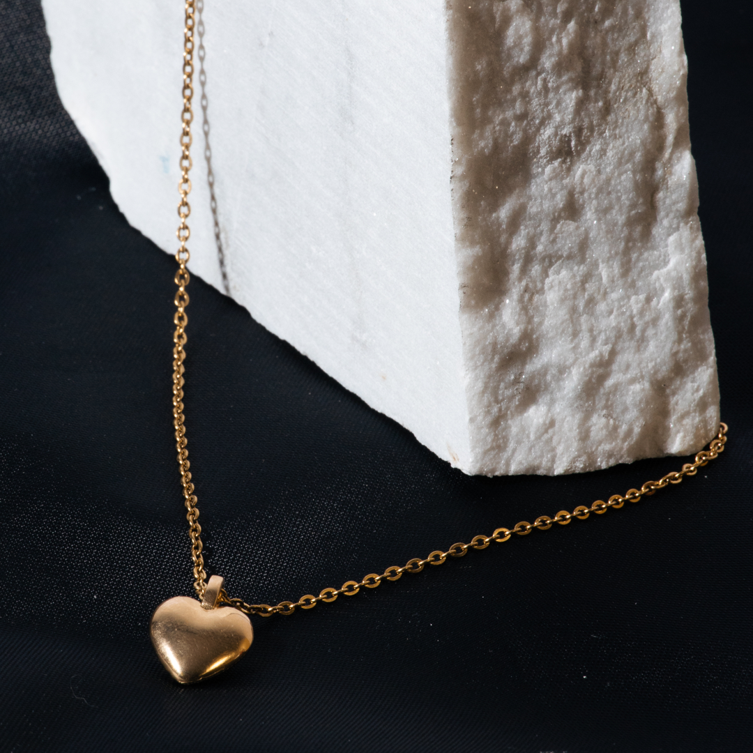 FULL HEART NECKLACE
