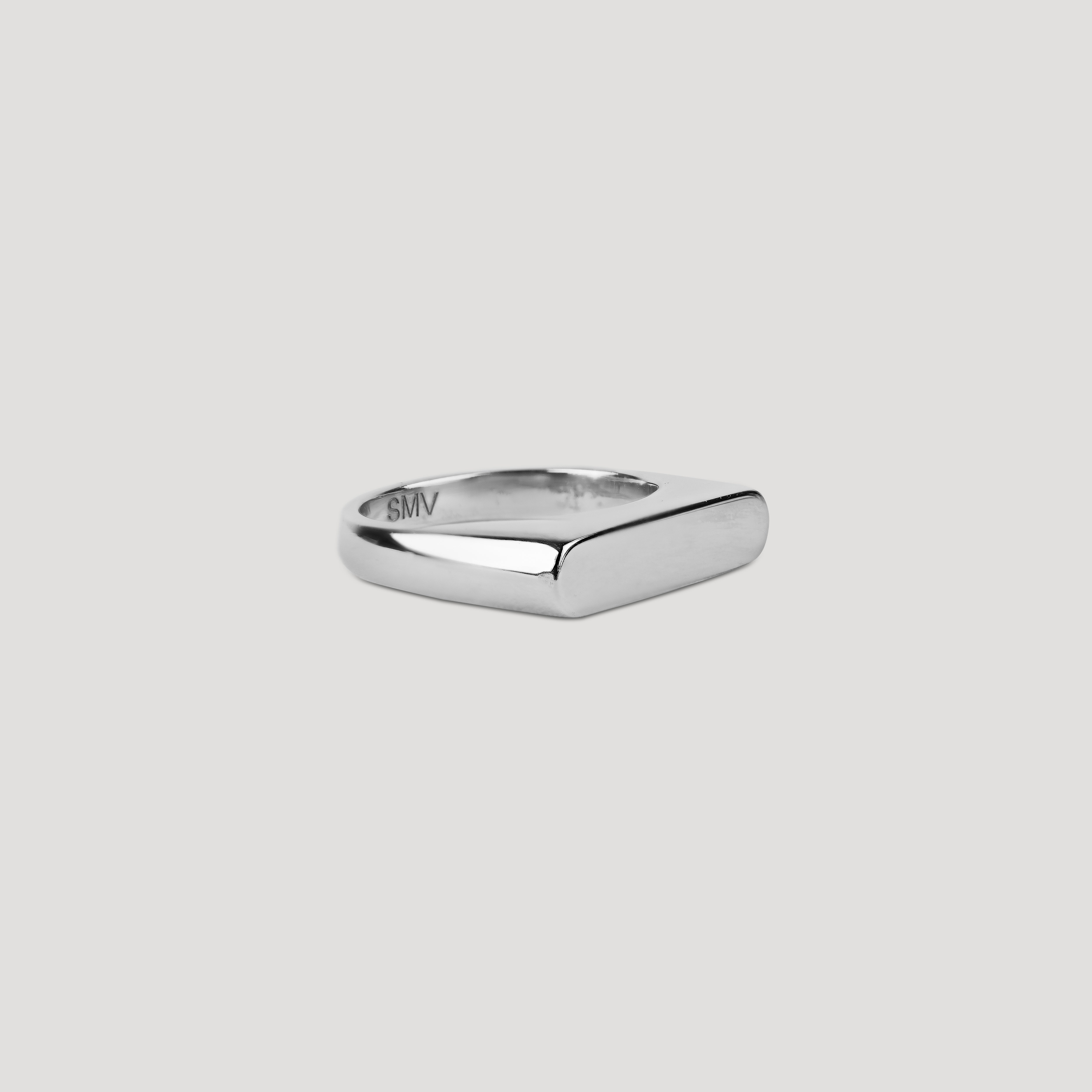 OSTRO RING